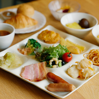 朝食